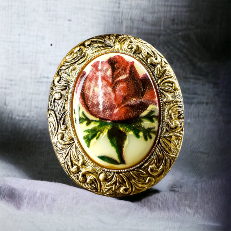 Kamee Baroque roses brooch in vintage style
