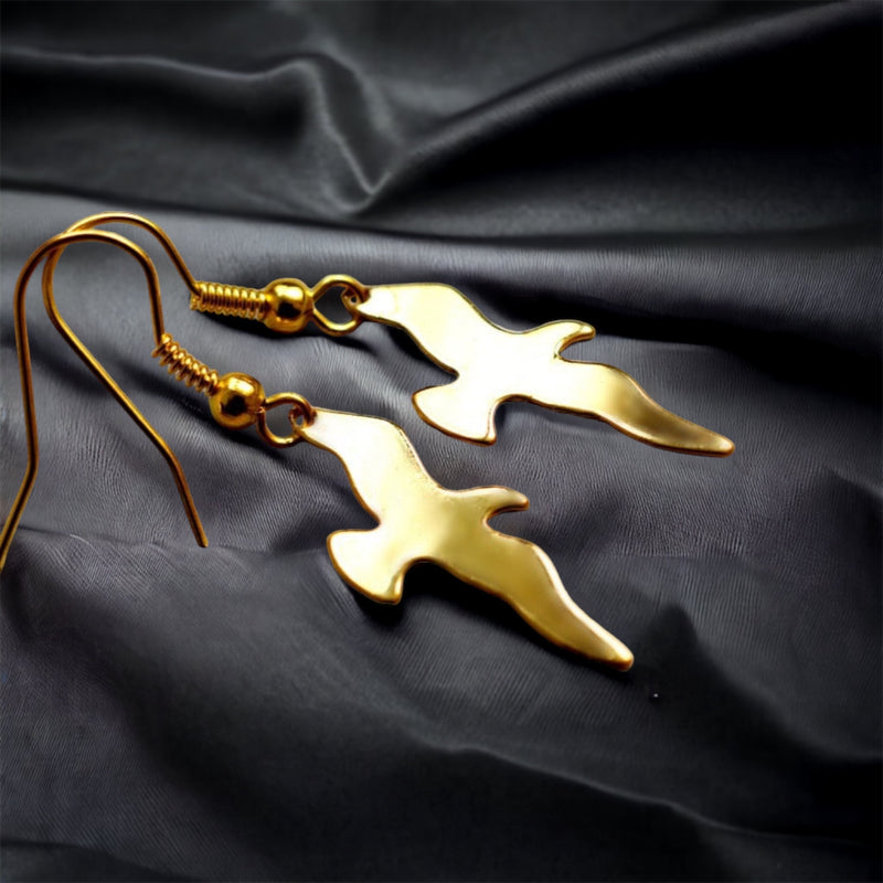 Mögen Earrings - timeless minimalist gilded jewelry - vinohr-89